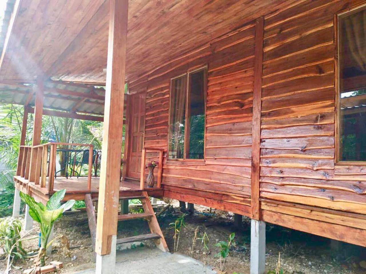 Lanta A Toi House Hotel Koh Lanta Exterior photo