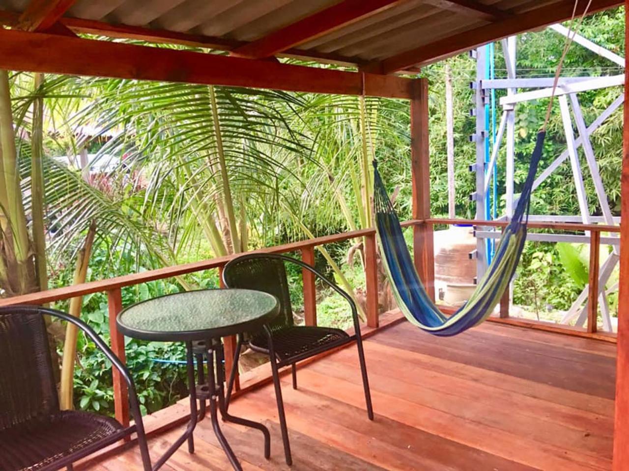 Lanta A Toi House Hotel Koh Lanta Exterior photo
