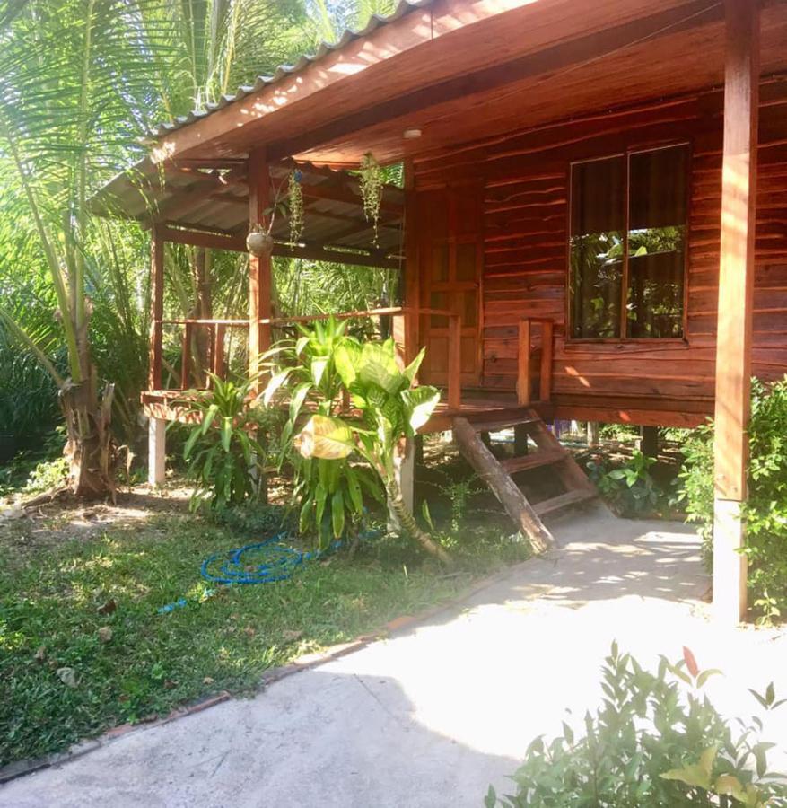 Lanta A Toi House Hotel Koh Lanta Exterior photo